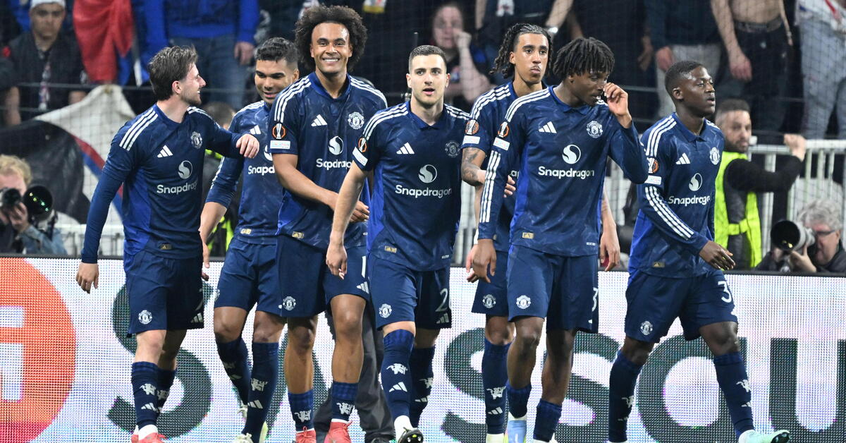 9 gollü maçta yarı final bileti ManU’nun!