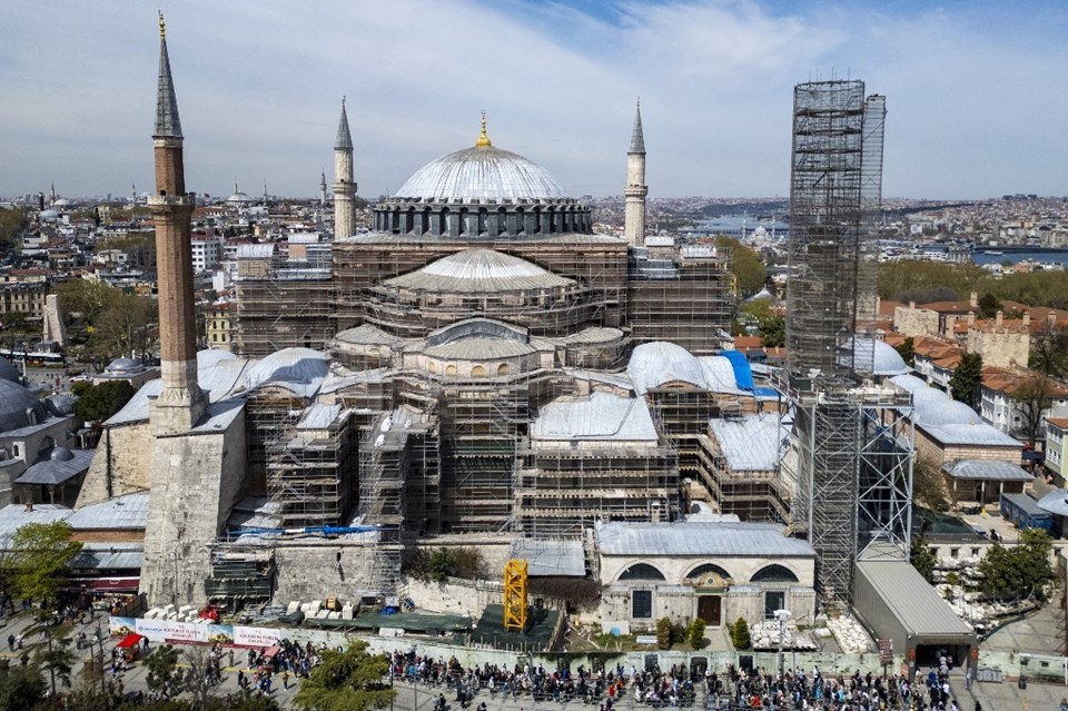 “Bin 488 yıllık mücevher”: Ayasofya büyük depreme hazırlanıyor