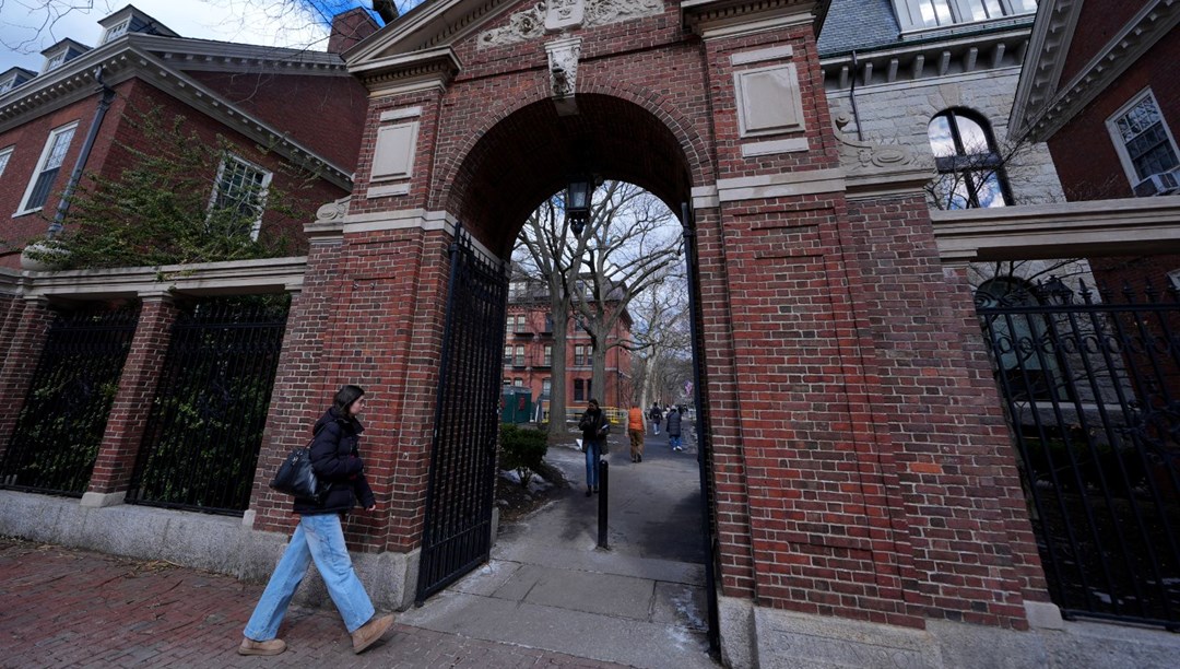 Harvard profesörlerinden Trump yönetimine dava