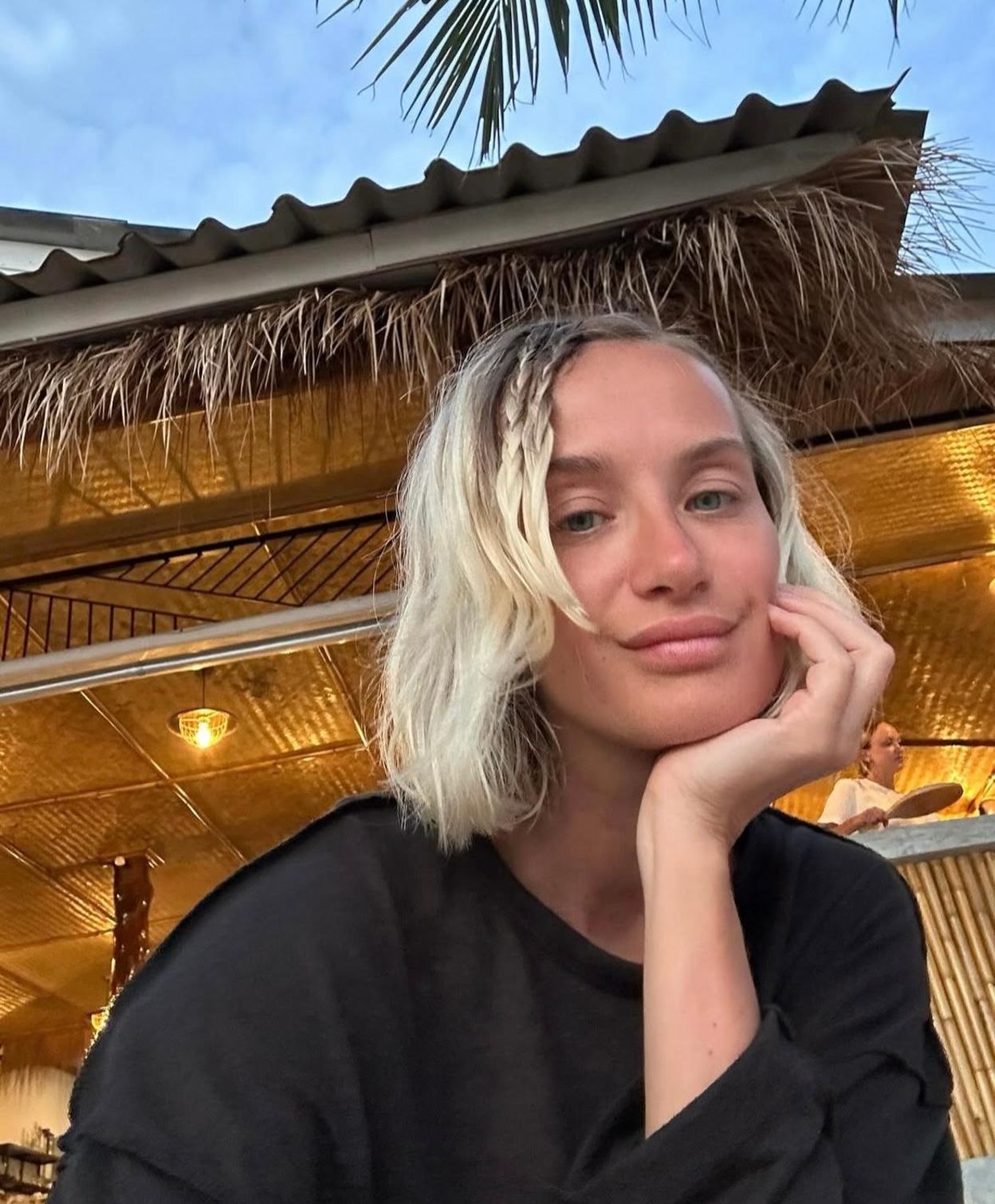 “Müzmin bekârım”
