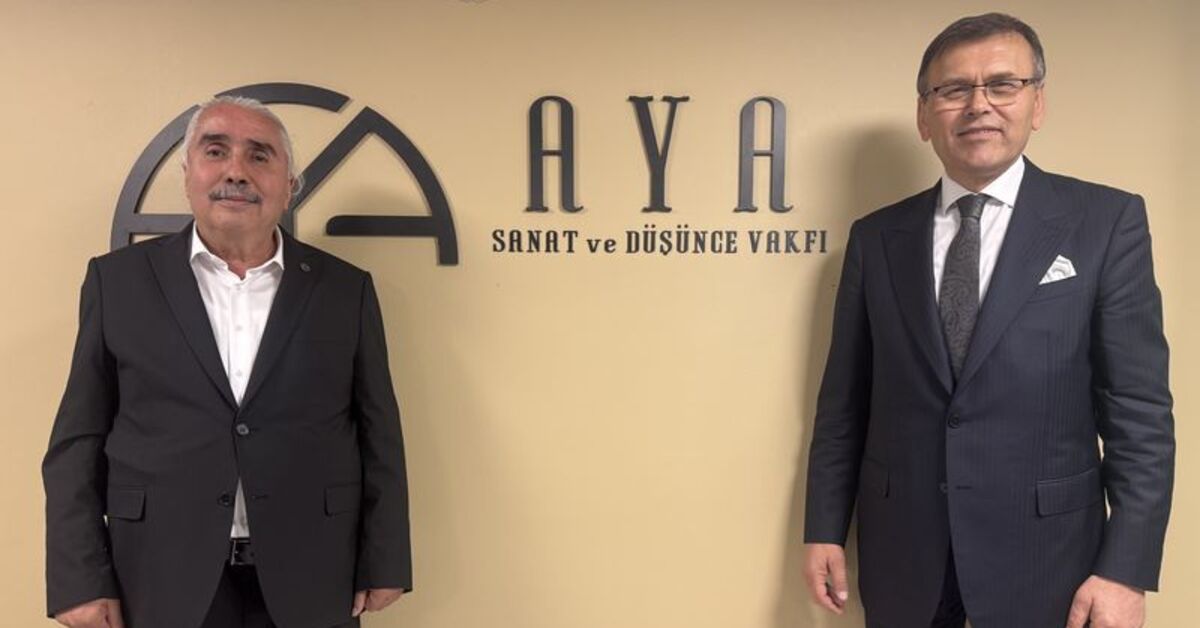 AYA Sanat ve Düşünce Vakfı Üsküdar’da düzenlenen törenle açıldı
