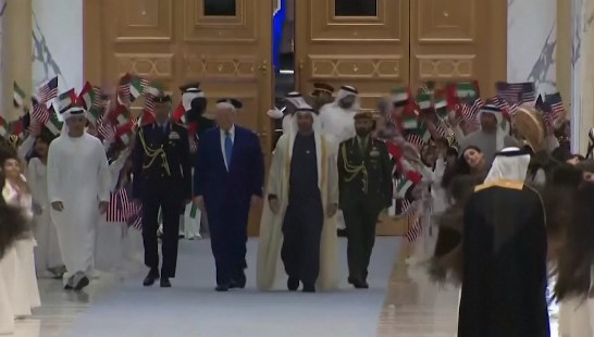 Donald Trump’a Abu Dabi’de ilginç karşılama