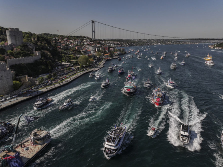 Eski asbaşkan Sarıyer’in şampiyonluğunu kutladı