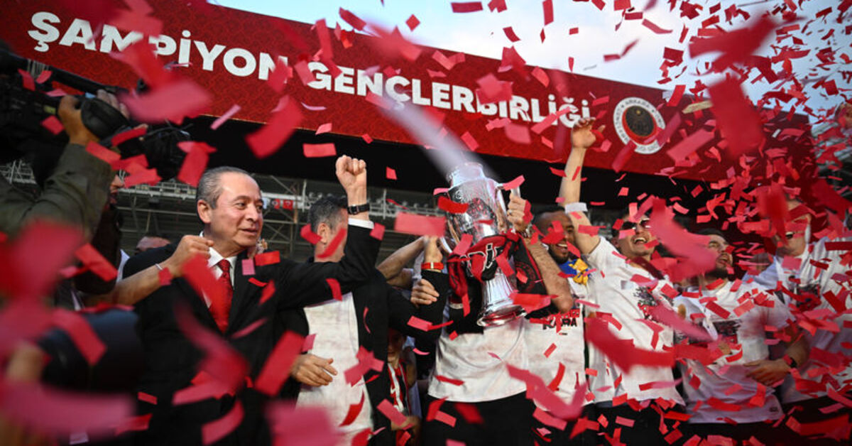 Gençlerbirliği’nden renkli kupa töreni!