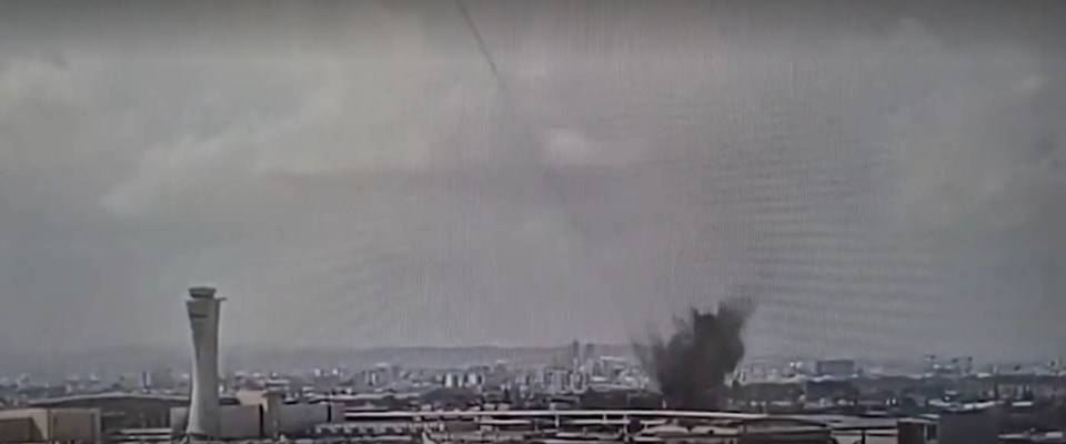 Husilerden İsrail’in Ben Gurion Havalimanı’na füze saldırısı