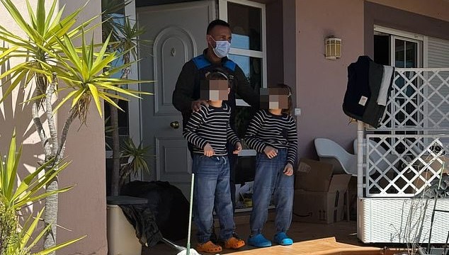 İspanya’daki korku evi: Hasta sandıkları çocuklarını 4 yıl eve kapattılar!