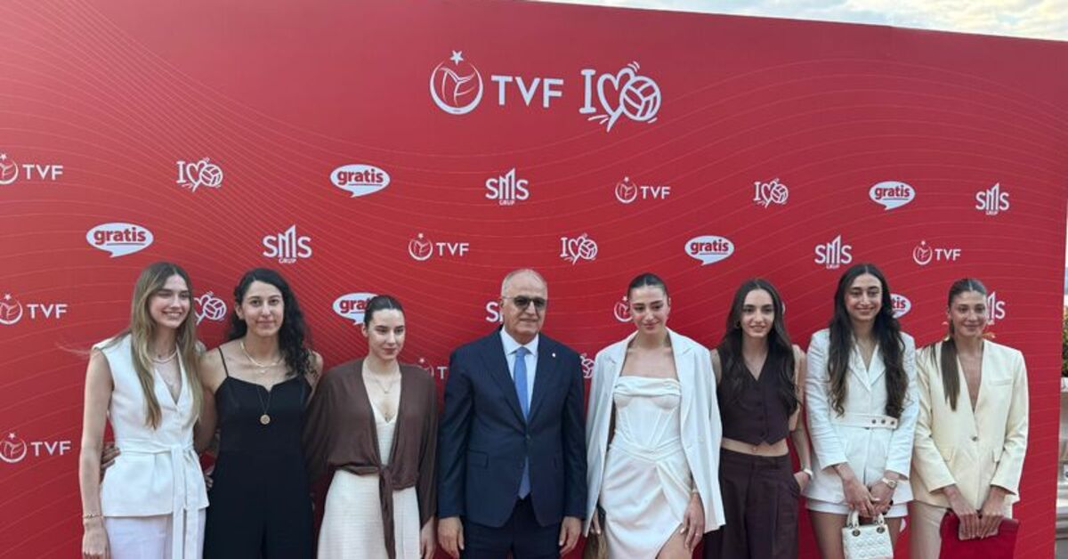 Milli voleybolcular, yaz sezonunu açtı!