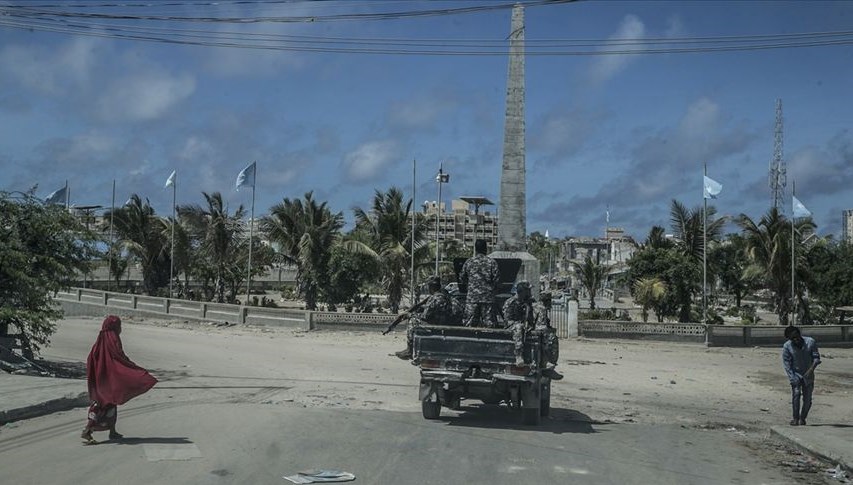 Somali’de askeri üs yakınında intihar saldırısı düzenlendi