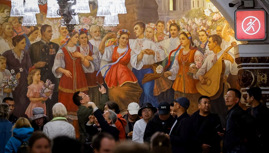 Yerin altındaki sergi salonu: Sanat eserleriyle bezeli metro!