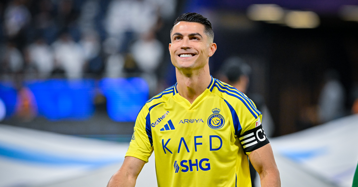Cristiano Ronaldo resmen imzayı attı!