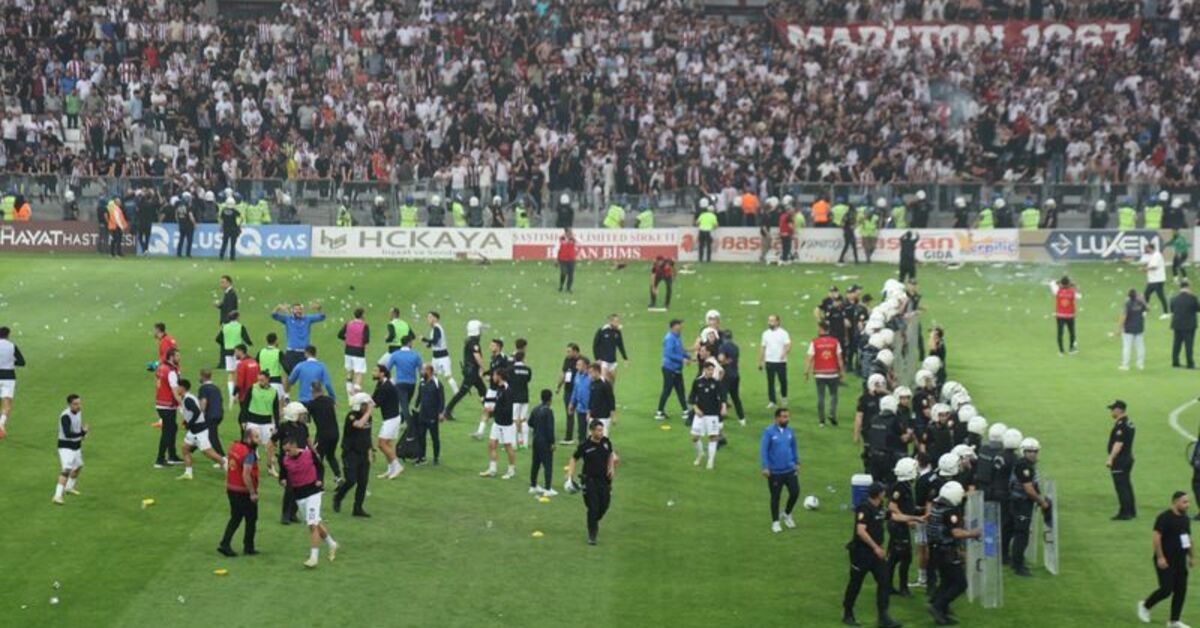 Elazığspor’un cezası 3 maça indirildi