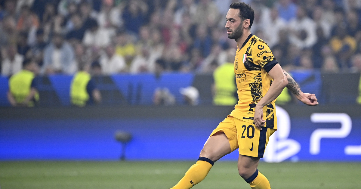 Hakan’ın transferi Osimhen’e bağlı!