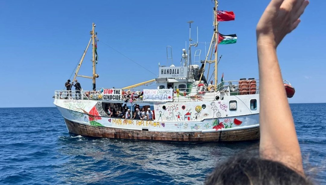 Gazze’ye yardım için yola çıkan Handala gemisi kritik noktayı geçti