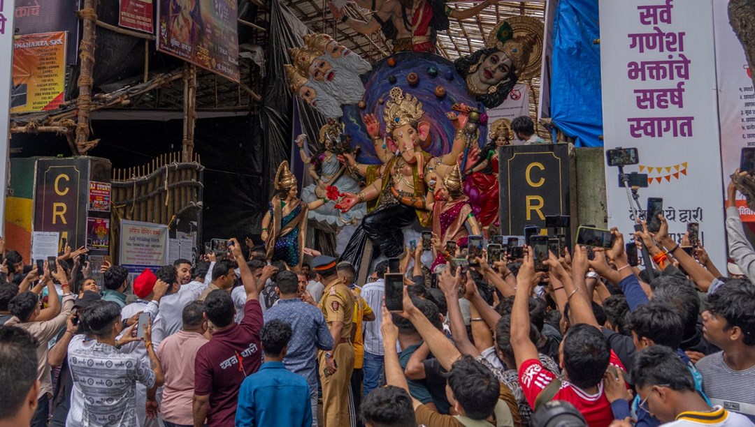 Hindu tapınağında izdiham: 6 kişi öldü