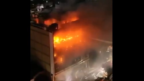 Irak’ta alışveriş merkezinde yangın: 50 kişi hayatını kaybetti