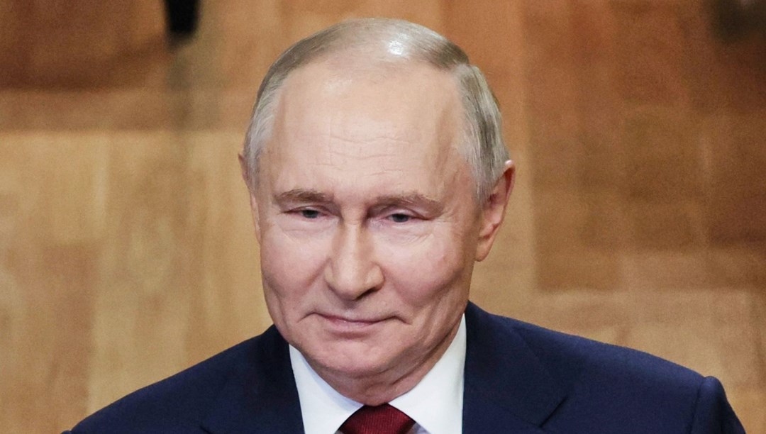 Putin: “Tek kutuplu düzen yıkılıyor”