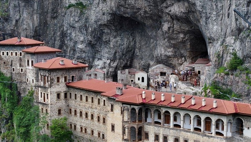 Sümela Manastırı’na turist akını