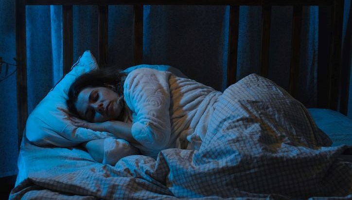 Uykuda gelen tehlike: Gece ışığı kalp krizi riskini artırıyor