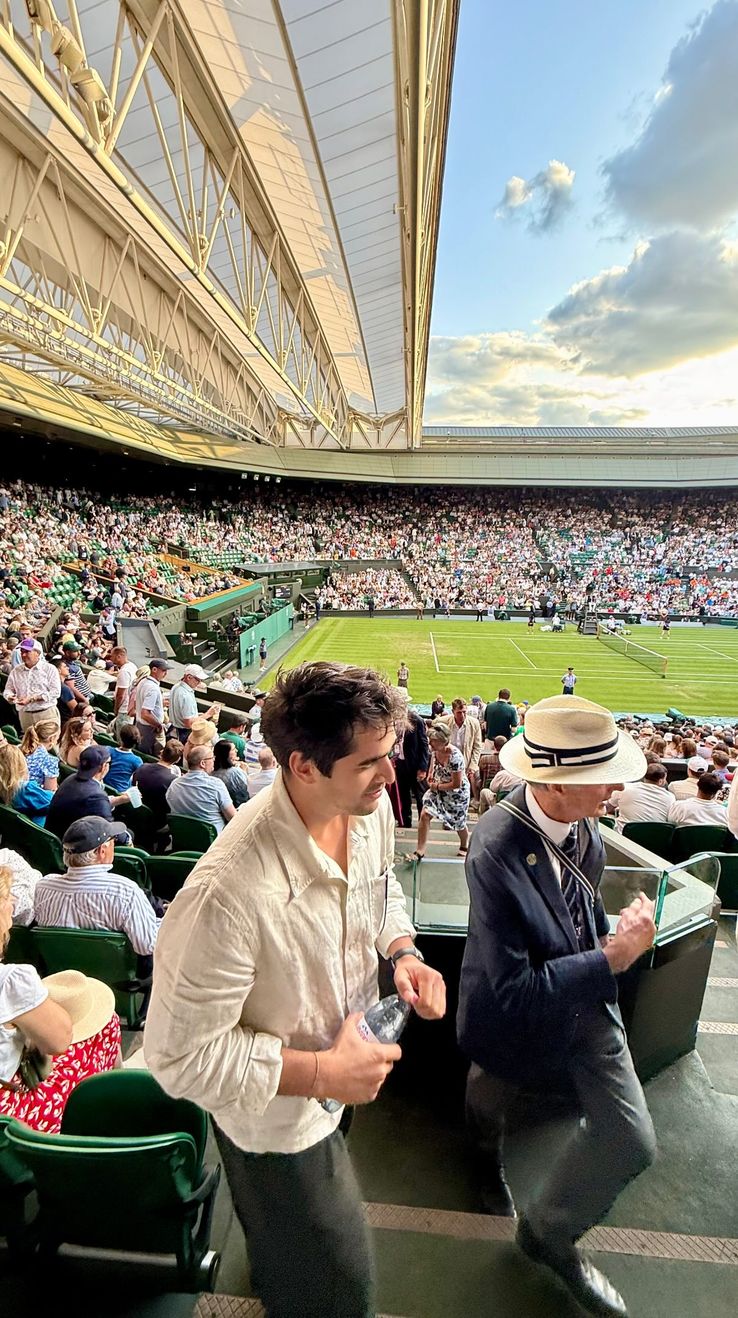 Wimbledon’da Zeynep Sönmez’i destekledi