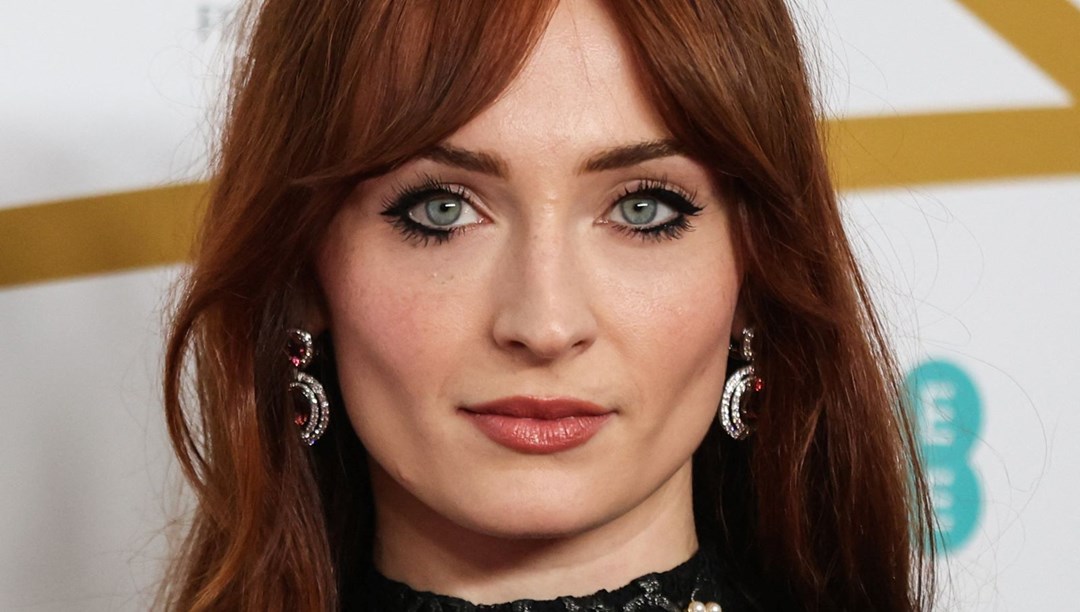 ABD’yi terk eden Sophie Turner’dan itiraf: ”Hayatımın en kötü günleriydi”
