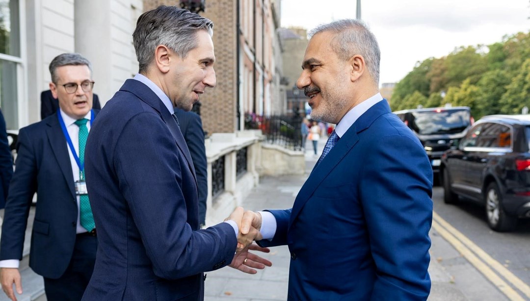 Bakan Fidan, İrlanda Başbakan Yardımcısı Harris ile görüştü