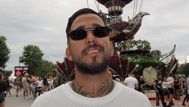 Bozkurt işareti yapan DJ Mahmut Orhan’ın İsviçre’deki tüm konserleri iptal edildi