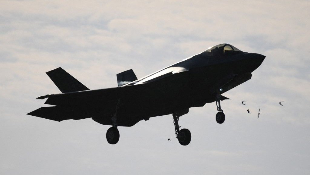 Havada 50 dakikalık kriz: F-35 pilotunun zor anları