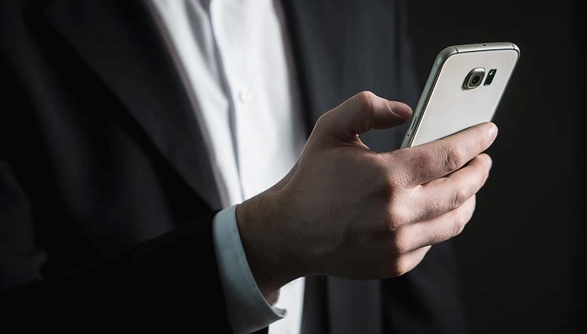 Japonya’da akıllı telefon kullanımına “günde iki saat” önerisi