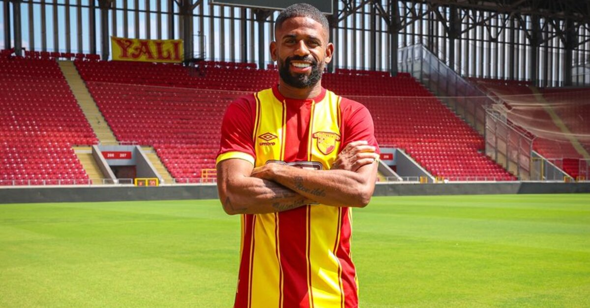 Sambacı sağ bek Göztepe’de!