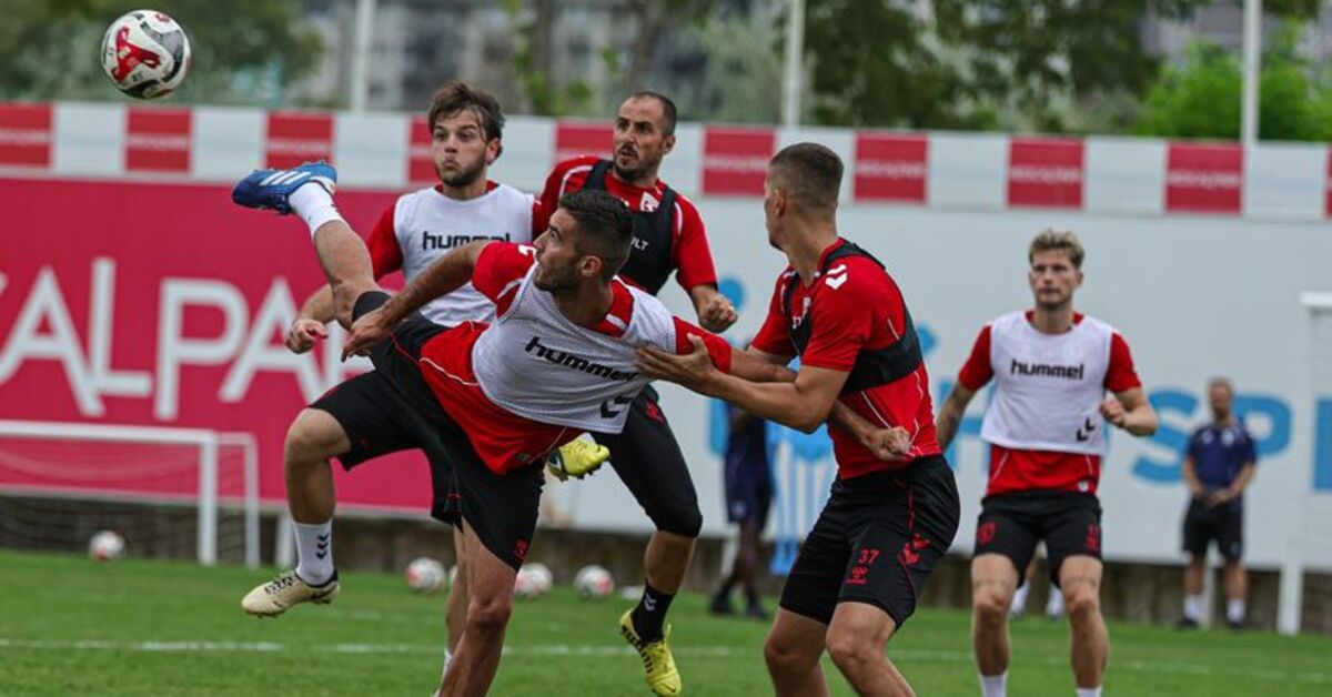 Samsunspor, çalışmalara devam etti