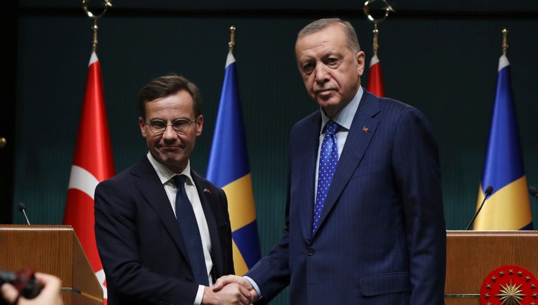 Türkiye belgeleri havalimanı tuvaletinde unutuldu: İsveç’te gizli belge skandalı
