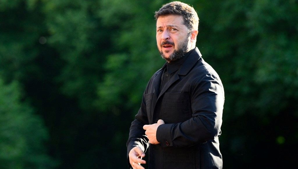 Ukrayna’da barış takım elbiseye bağlı