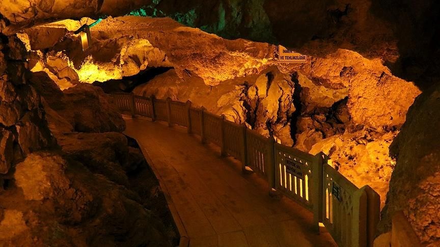 Burdur’daki İnsuyu Mağarası’na ziyaretçi akını