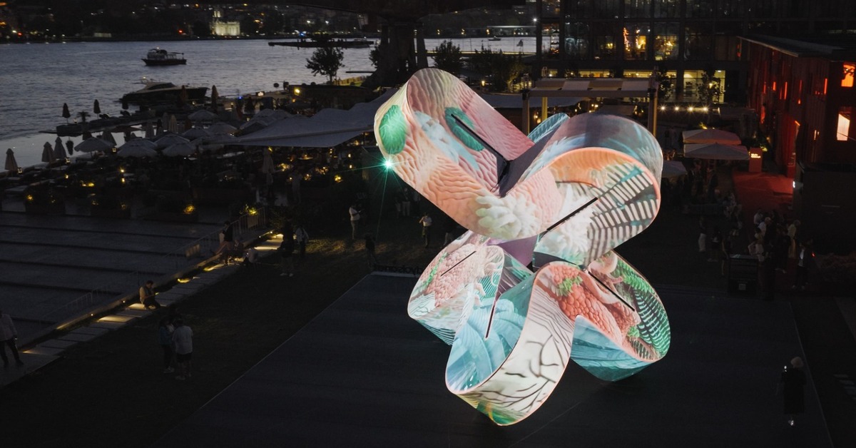 Güvenç Özel’in ‘Neuroflux’ı Contemporary Istanbul’da