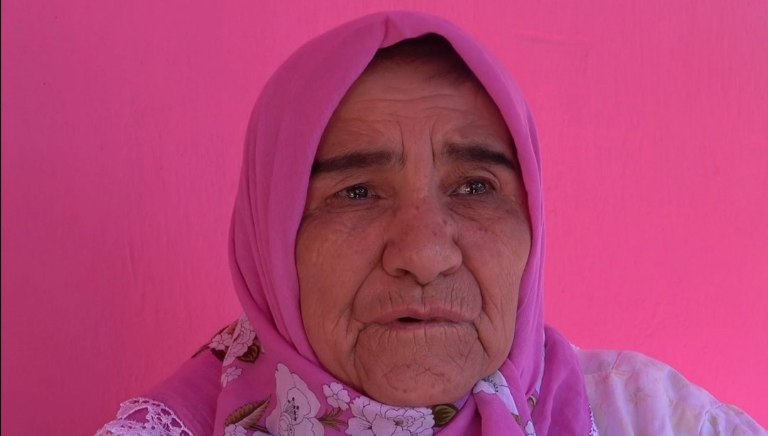 Isparta’nın “Barbie Teyzesi” pembe evine mahkum kaldı: Yürüyemez hale geldiğini gözyaşları içinde anlattı