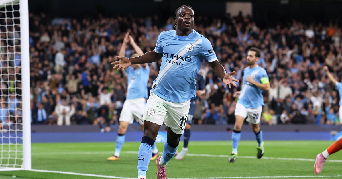 Manchester City evinde Napoli’yi devirdi!