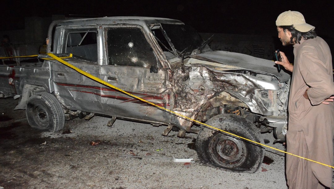 Pakistan’ın kuzeybatısında askeri tesise bombalı saldırı