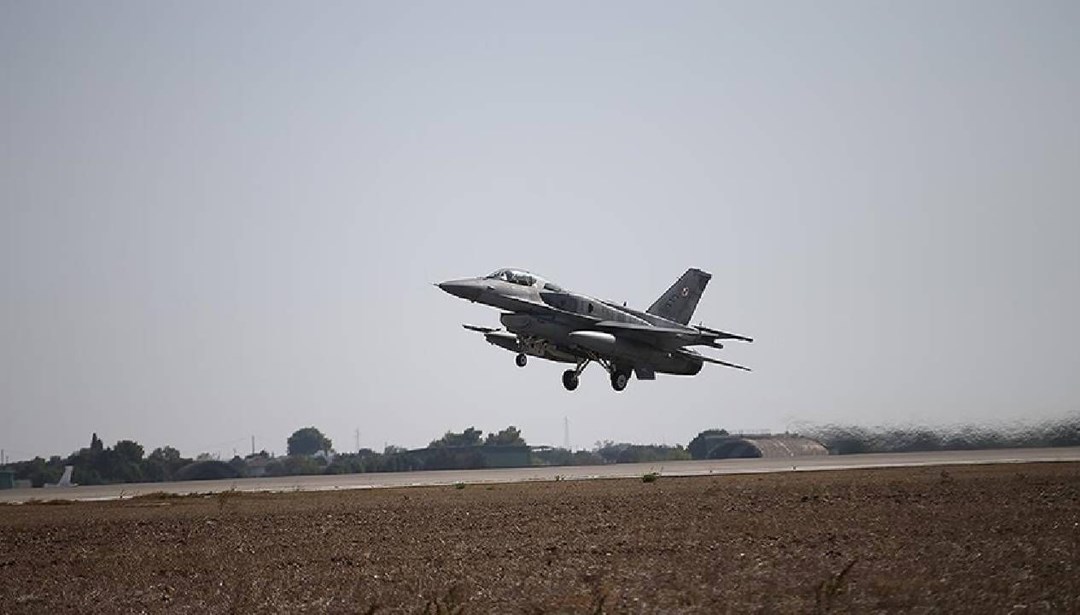 Polonya ve NATO, sınırı geçen Rus dronlarını vurdu
