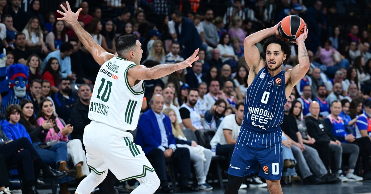 Anadolu Efes evinde kayıp!