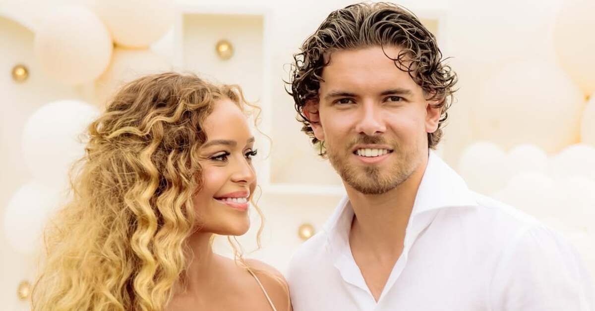 “Bebeğimizi taşıdığın her gün için bir gül”