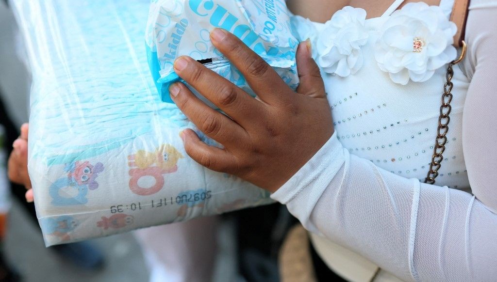 Çinli çift, bebek bezi satarak milyon dolarlık imparatorluk kurdu