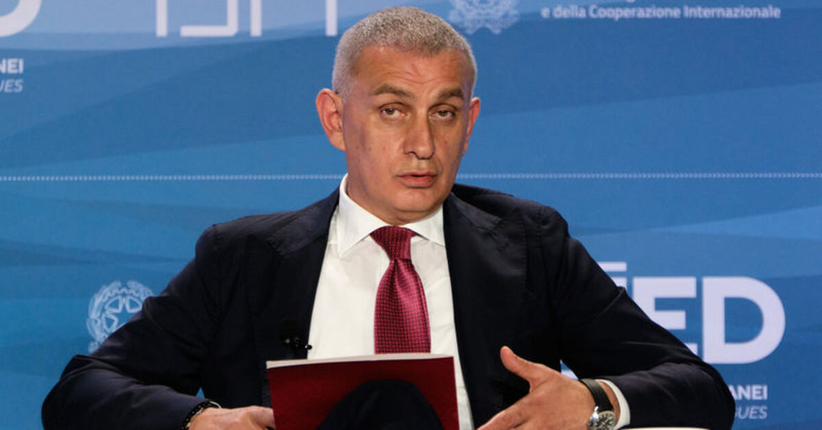 Hacıosmanoğlu ve Kavak, FIFA komitelerine seçildi