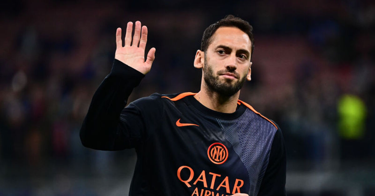 Hakan Çalhanoğlu’ndan transfer açıklaması!