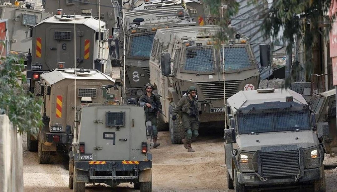 İsrail, Batı Şeria’ya buldozerlerle saldırı başlattı