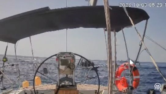 İsrail’den Sumud Filosu’na baskın: Marinette teknesi ile bağlantı kesildi