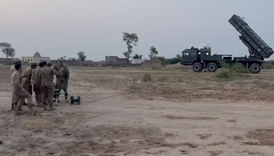 Pakistan ve Afganistan arasında 48 saatlik ateşkes