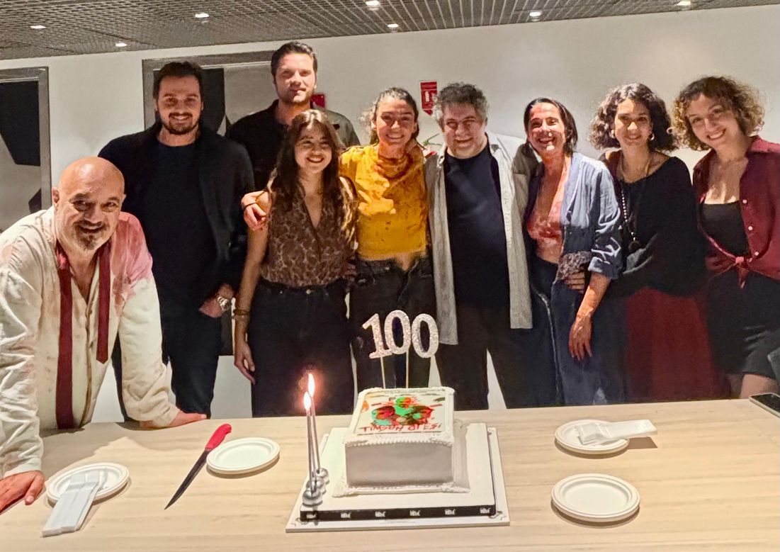 ‘Timsah Ateşi’ 100’üncü kez sahnedeydi