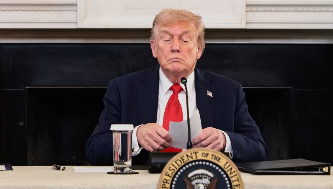 Trump’a toplantıyı erken sonlandıran not: Rubio kulağına fısıldayarak verdi