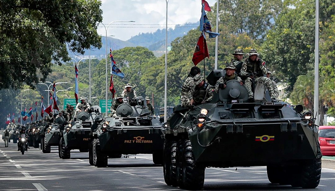 Venezuela’da alarm: 5’ten fazla savaş uçağı tespit edildi