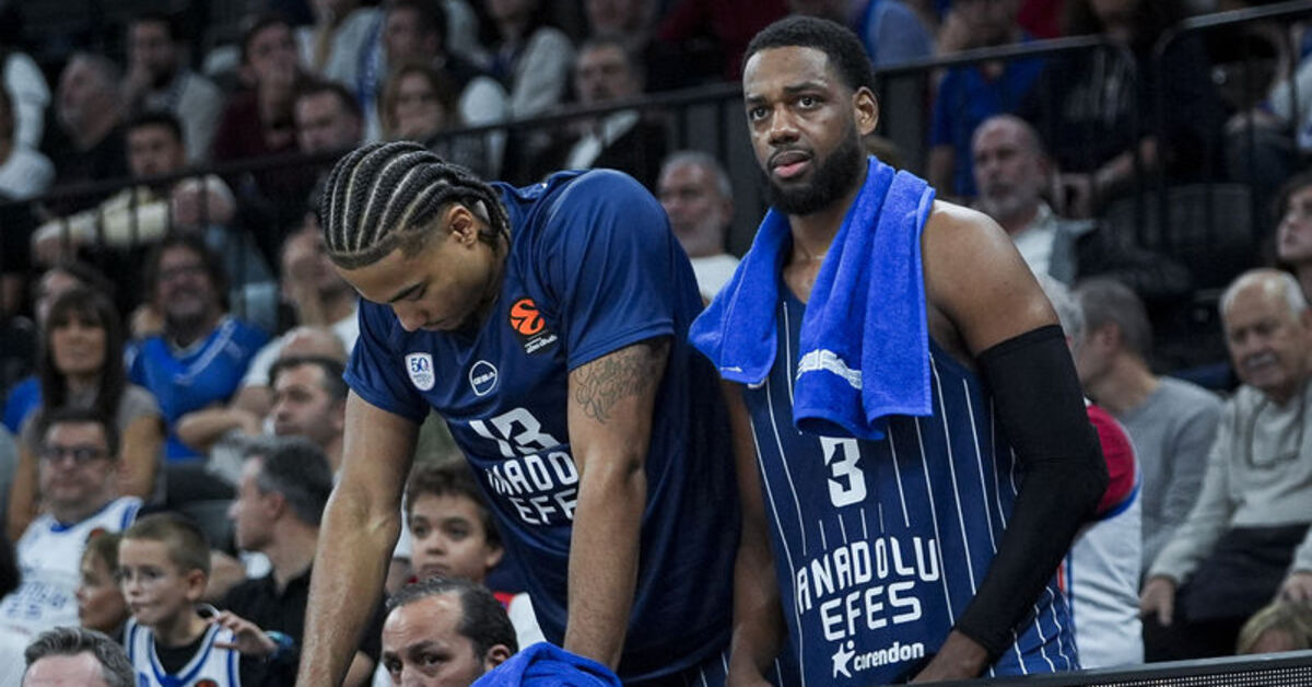 Anadolu Efes, Baskonia deplasmanında kaybetti!